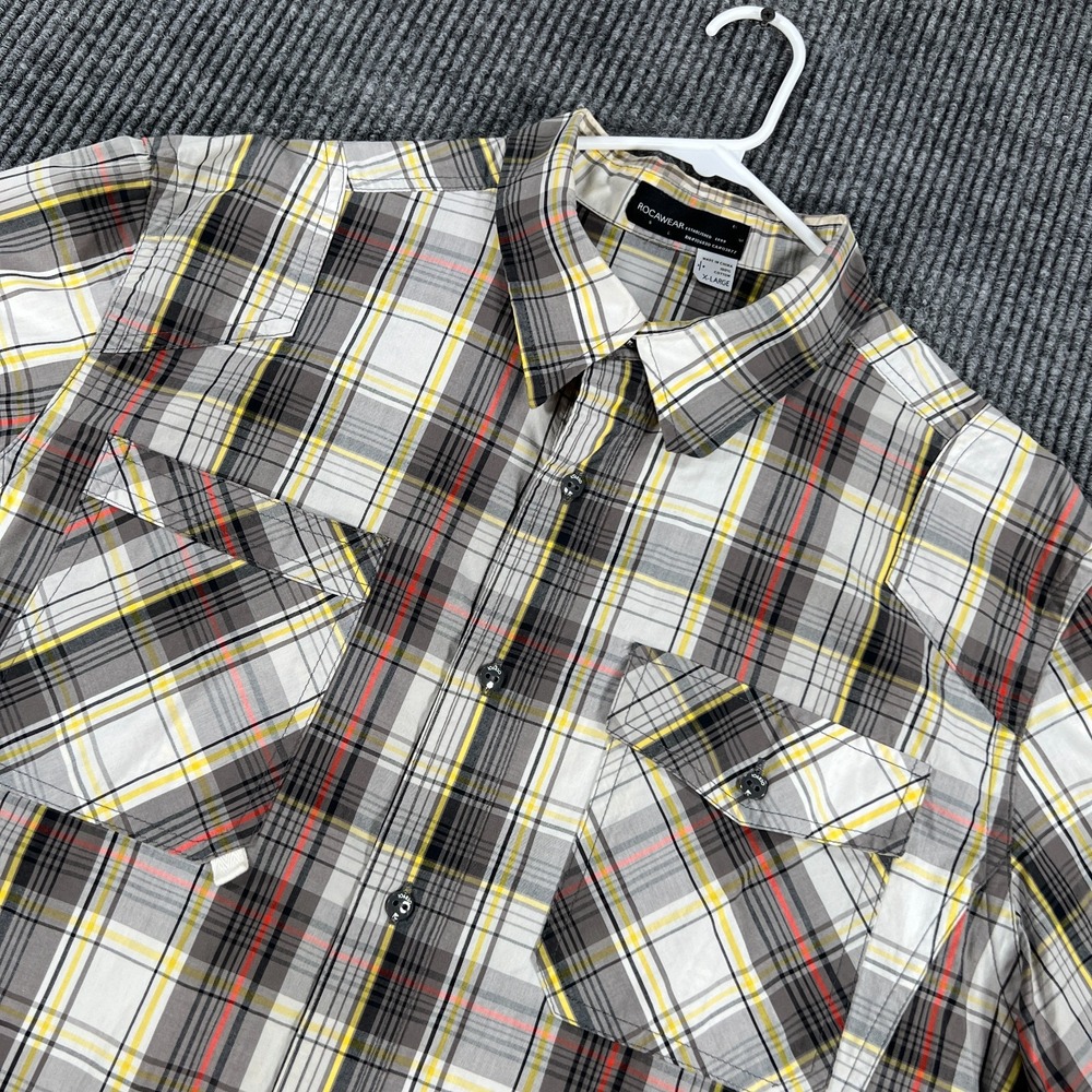 Rocawear Shirt Mens XL Extra Large Gray Plaid Long Sleeve Button Up Pockets